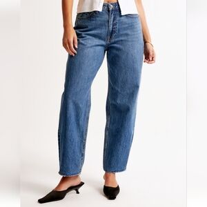 Abercrombie & Fitch Tapered Jeans NWT